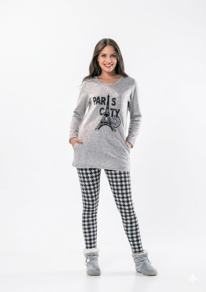 Eiffel Tower Paris City Winter Pyjamas set - 2 Pieces