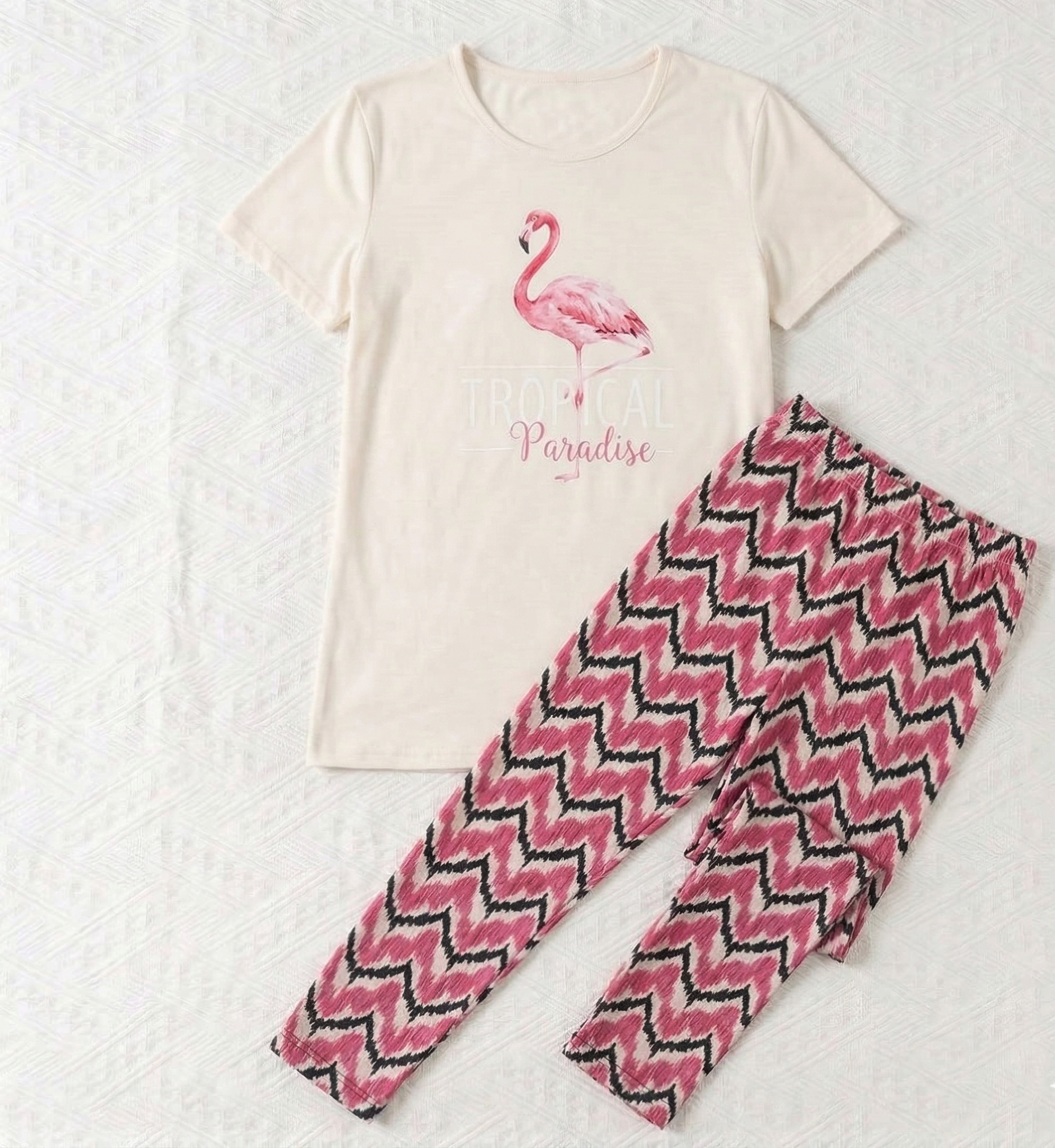 Tropical Paradise Women Pyjamas set - 2 Pieces